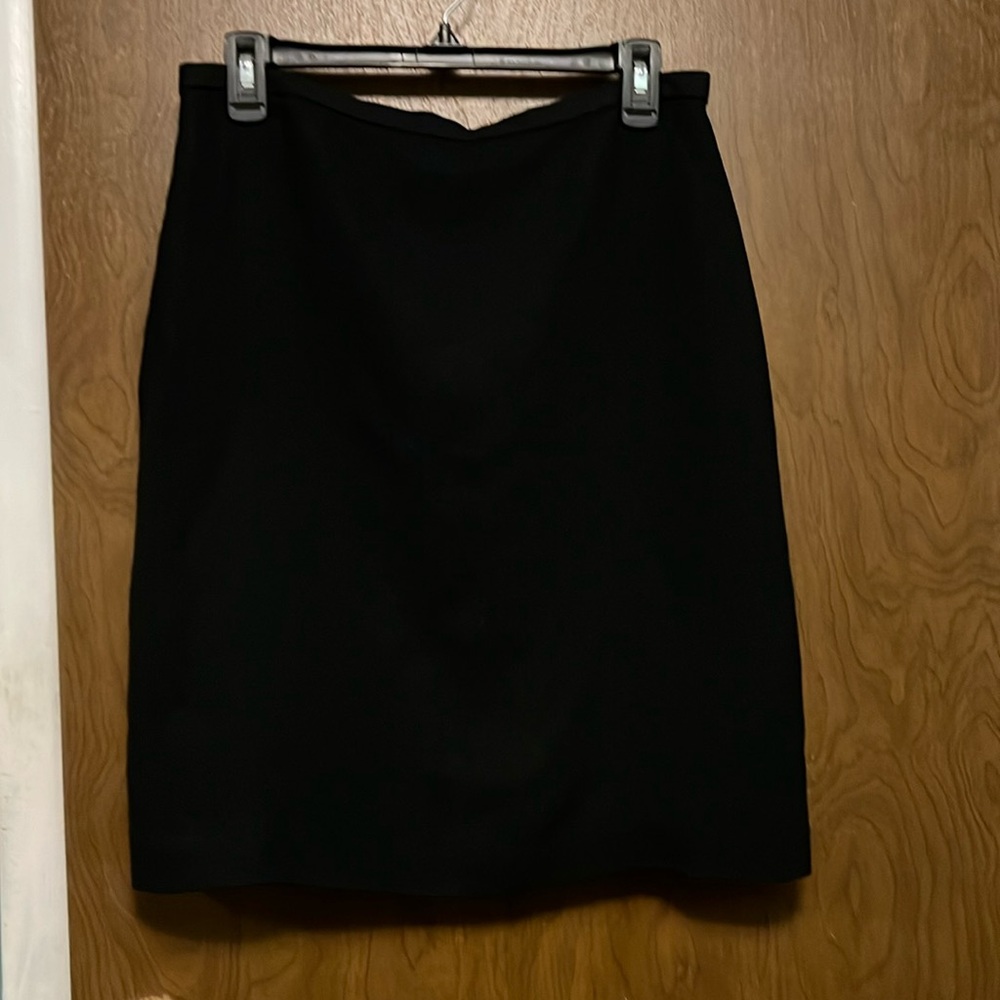 Outfit JPR black lined skirt size 14